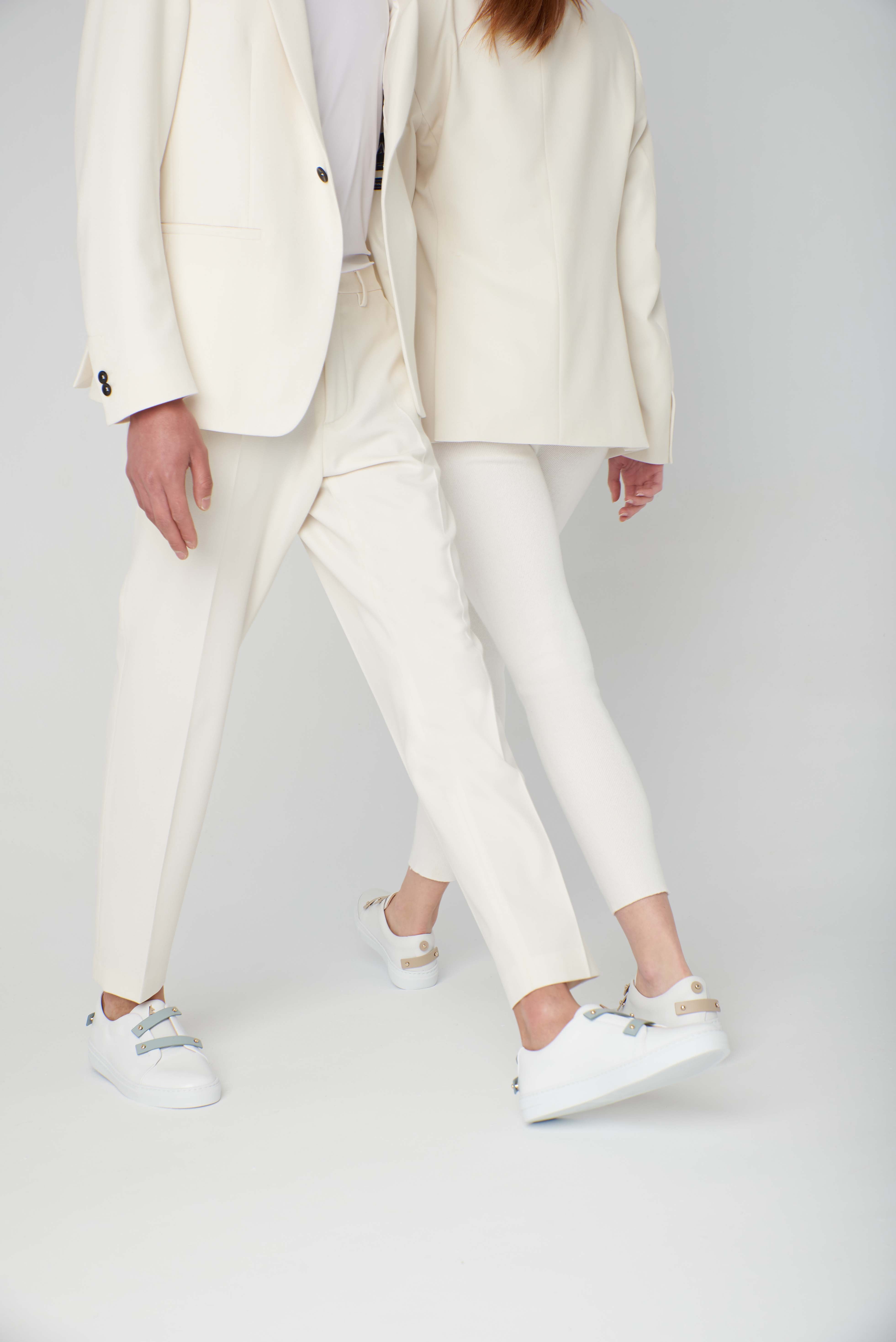 Sneaker Nous - Alabaster Archive