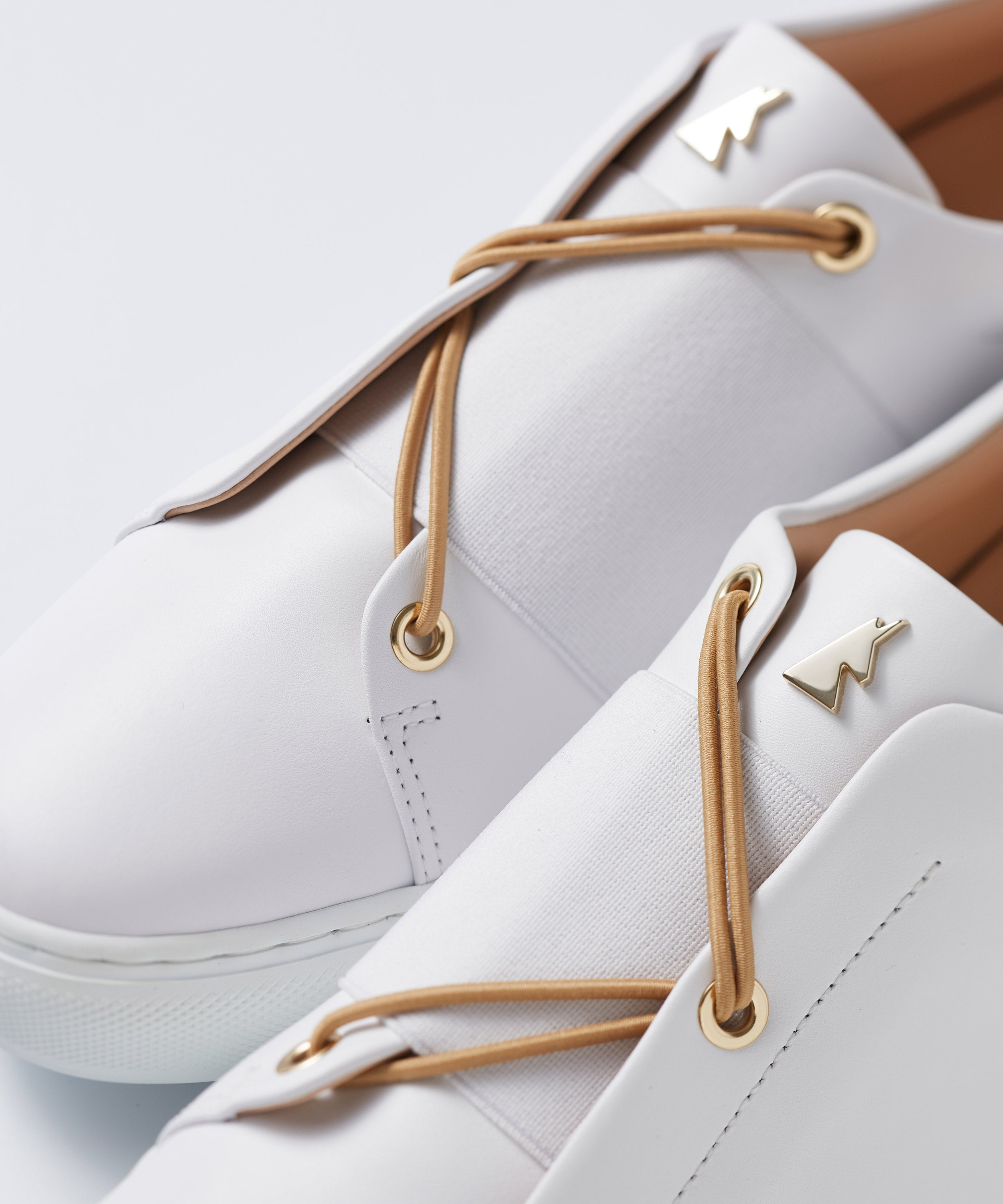 Beige Laces Toi & Moi