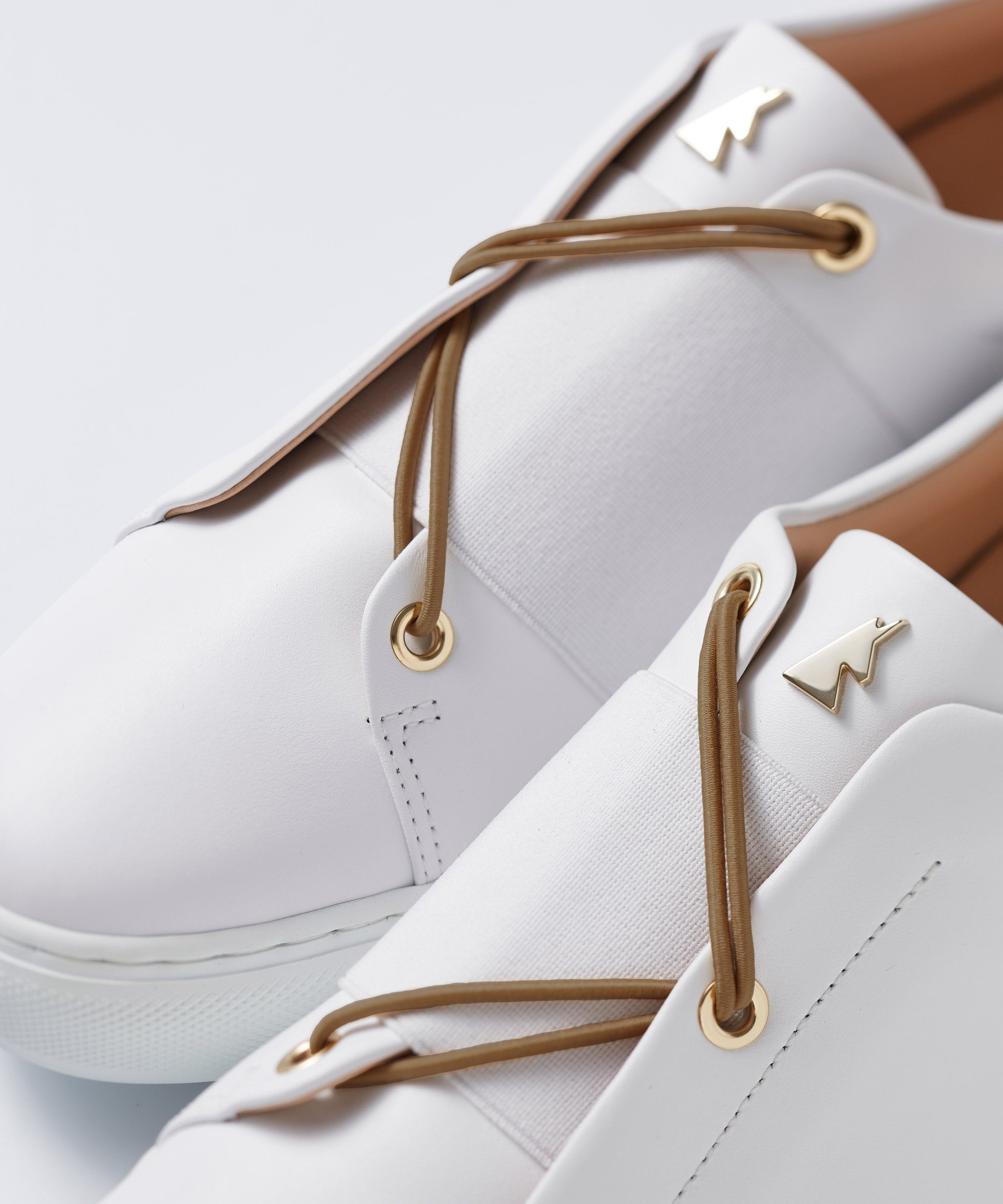 Light Brown Laces Toi & Moi