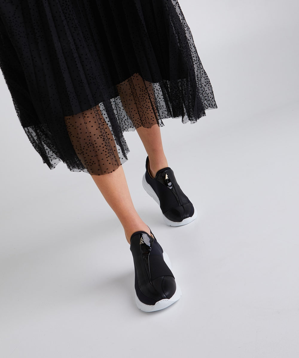 SLIP_ON_SNEAKER_ELECTRON_BLACK_LEATHER_CHAUSSURE_CUIR_BASKET_W_02.jpg