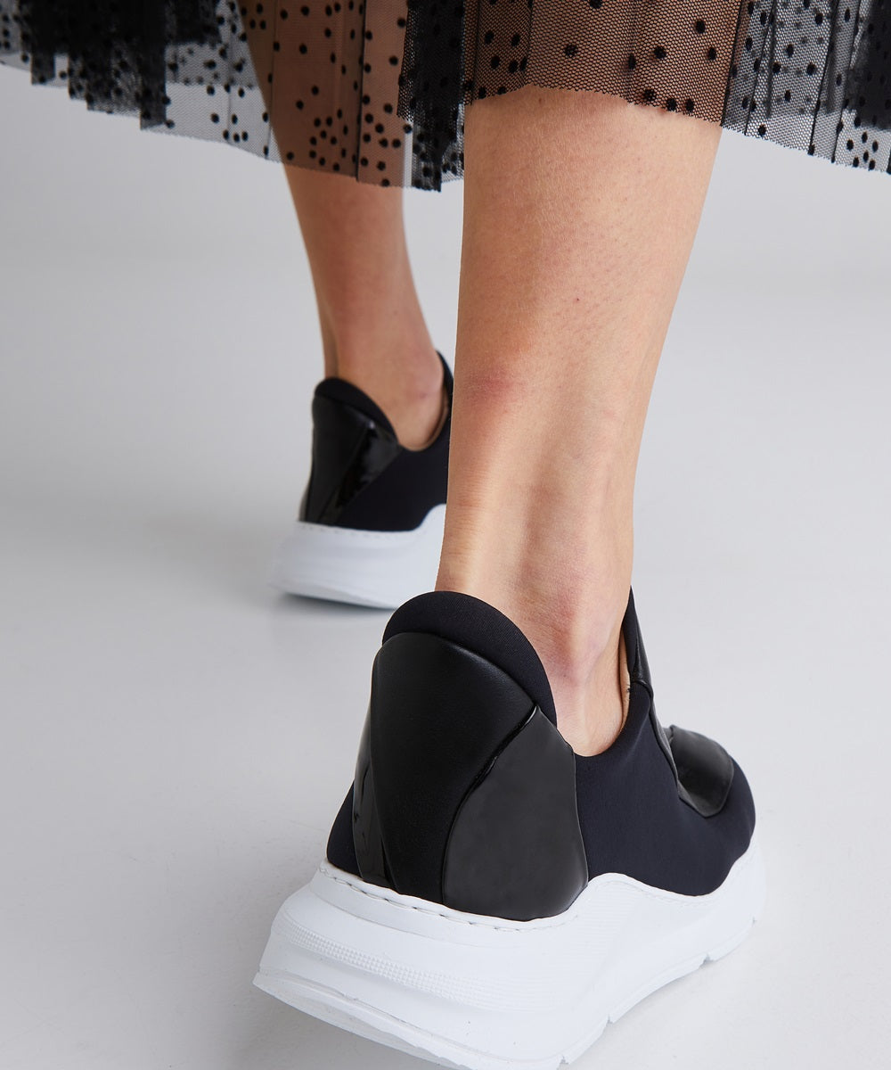 SLIP_ON_SNEAKER_ELECTRON_BLACK_LEATHER_CHAUSSURE_CUIR_BASKET_W_04.jpg