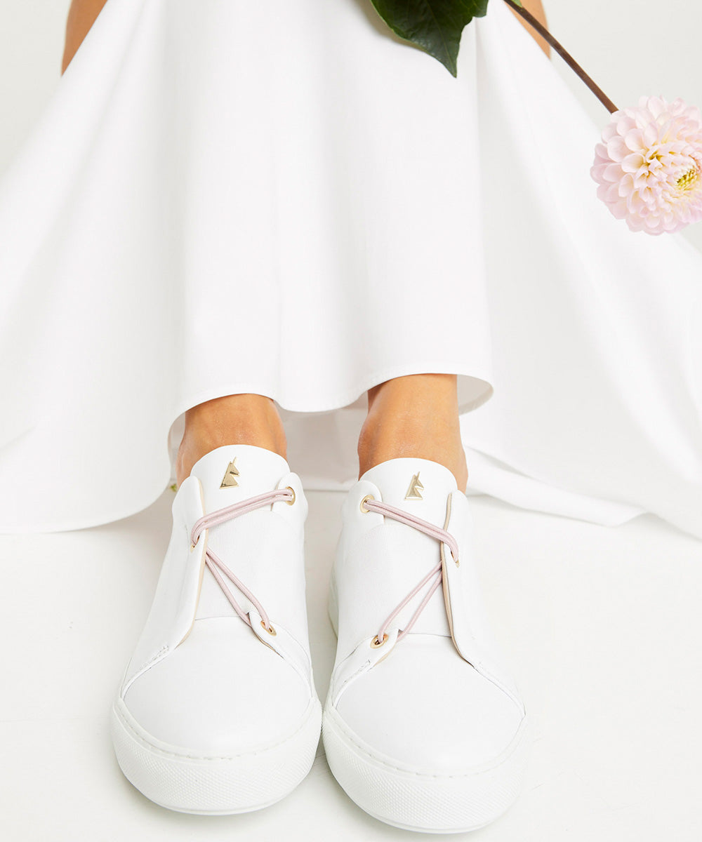 SLIP_ON_SNEAKER_TOI_ET_MOI_WHITE_LEATHER_WHITE_ELASTIC_CHAUSSURE_CUIR_BASKET_W_08.jpg
