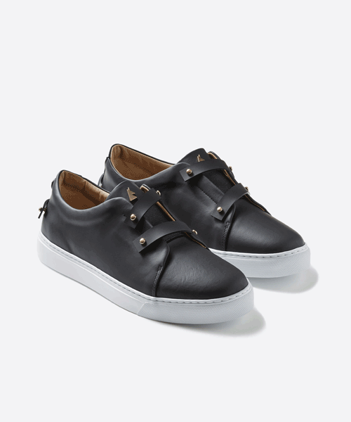 gif-nous-noir-sneakers-danielessa.gif